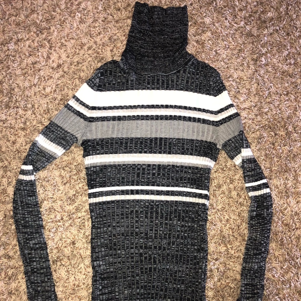 Style&Co. gray/black/white turtle neck sweater